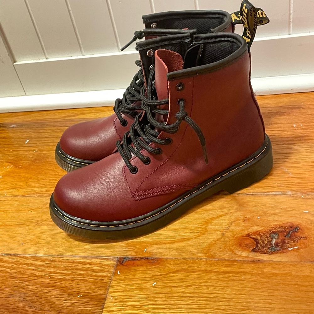 Burgundy, Dr. Martin